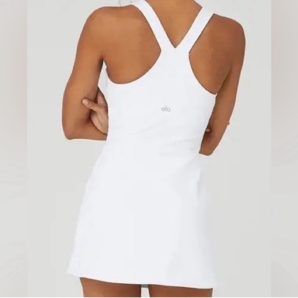 ALO Airbrush Real Dress White Small - Picture 2 of 4